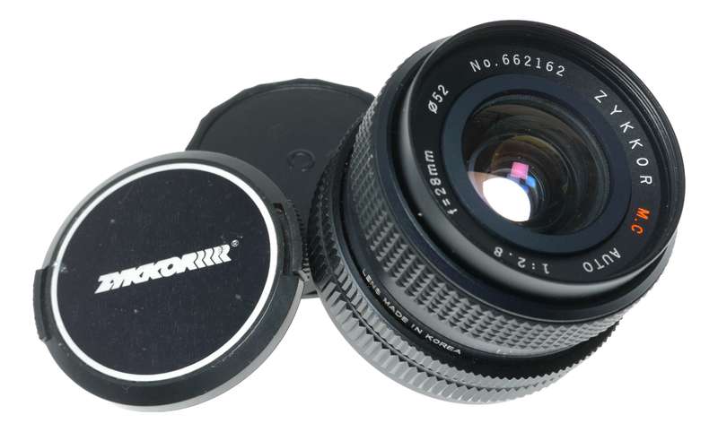 Zykkor MC Auto 1:2.8 28mm wide angle Canon FD camera lens