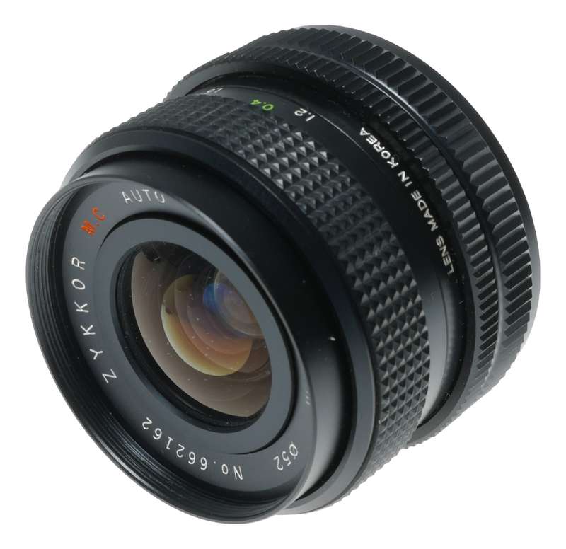 Zykkor MC Auto 1:2.8 28mm wide angle Canon FD camera lens