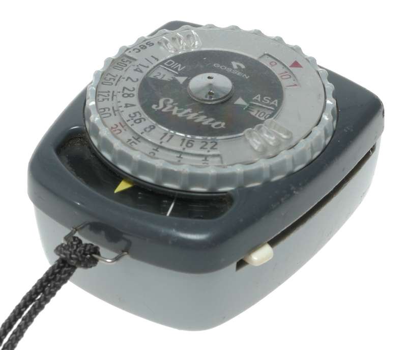 Gossen Sixtino Pilot camera selenium compact light exposure meter