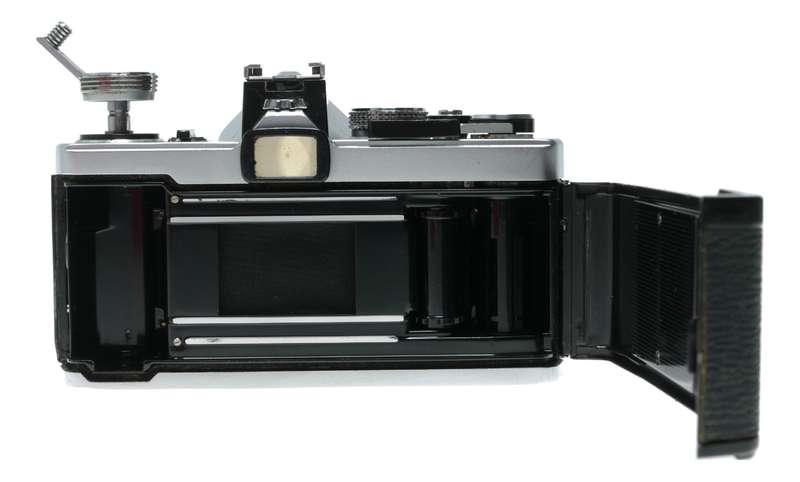 Olympus OM-1 35mm film SLR camera Auto-W 1:2.8 f=35mm
