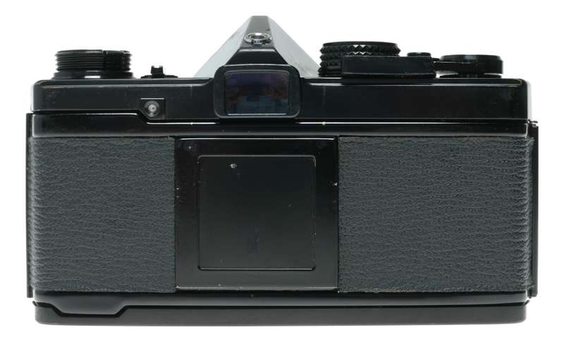 Olympus OM-2 SLR film camera 50mm 28mm 135mm auto lenses filters flash accessories