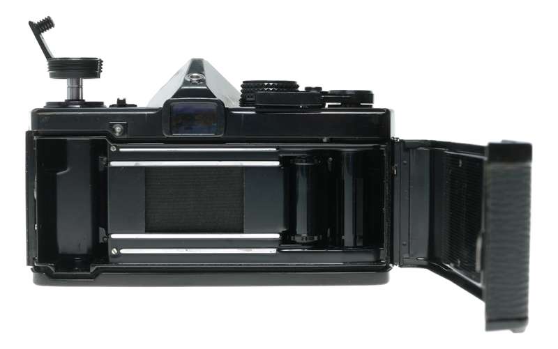 Olympus OM-2 SLR film camera 50mm 28mm 135mm auto lenses filters flash accessories