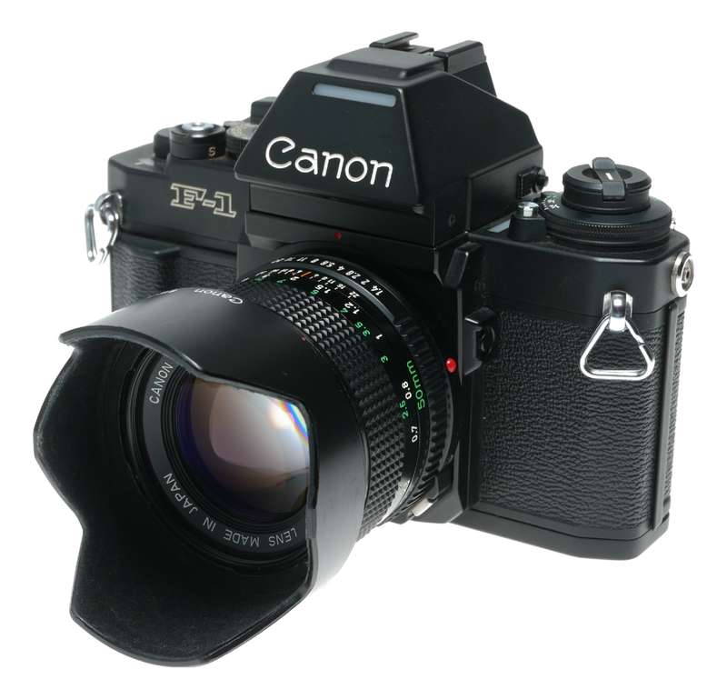 Canon F-1 35mm film SLR camera 1.4/50 FD macro tele Zoom lenses motor drive instructions