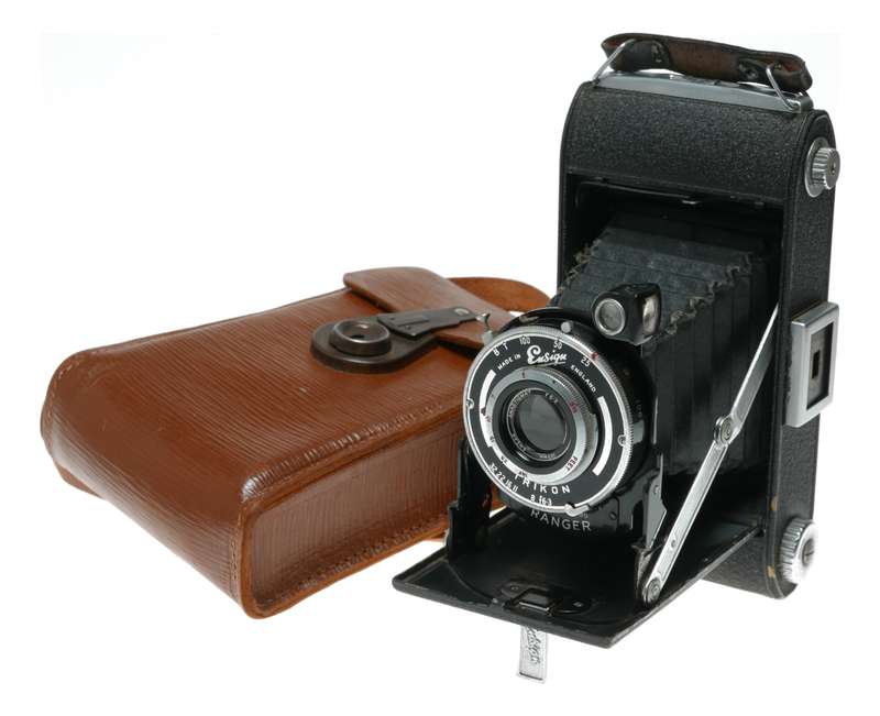 Ensign Ranger 120 rollfilm folding 6x9 camera early original black model