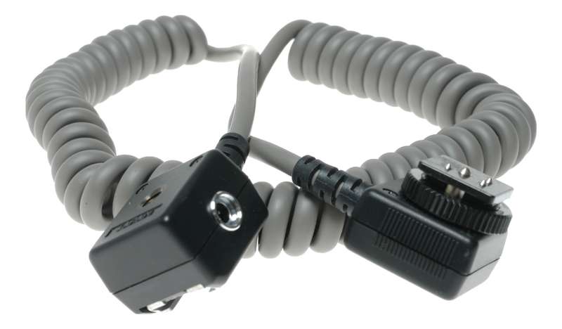 Nikon SC-17 TTL camera flash hot shoe extension remote cord cable excellent
