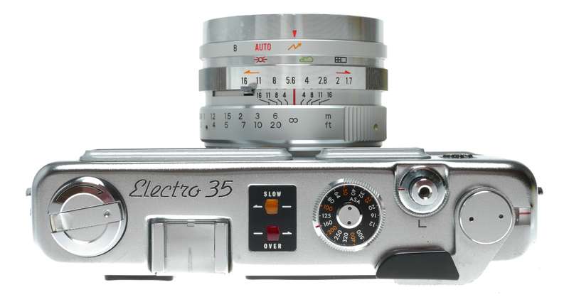 Yashica G Electro 35 film rangefinder camera Yashinon DX 1.7/45mm in original case
