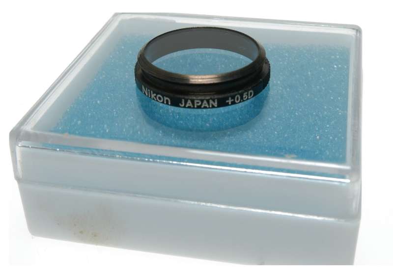 Nikon Correction Eyepiece +0.5D camera view finder dioptre in keeper