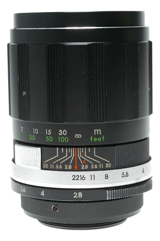 Soligor 1:2.8 135mm camera tele lens P mount M42 Universal Pentax Praktica