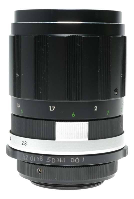 Soligor 1:2.8 135mm camera tele lens P mount M42 Universal Pentax Praktica