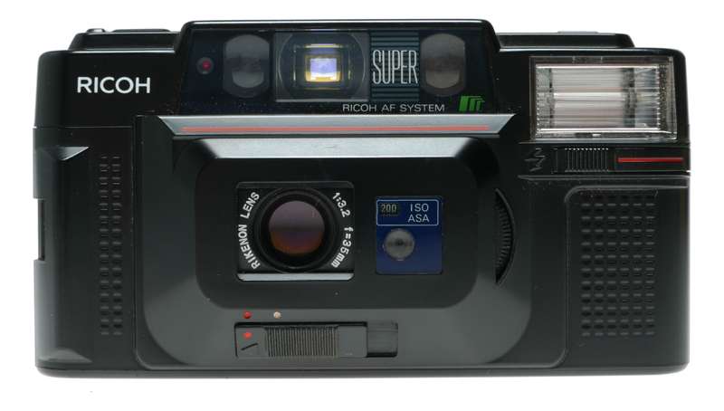 Ricoh FF-3 AF Super point shoot 35mm film camera Rikenon 3.5/35