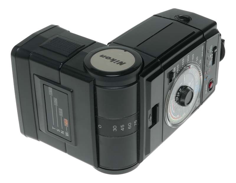 Nikon Speedlite SB-16 shoe mount swivel head camera flash unit