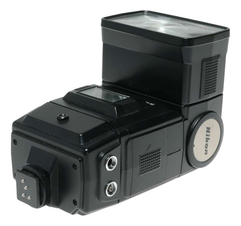 Nikon Speedlite SB-16 shoe mount swivel head camera flash unit