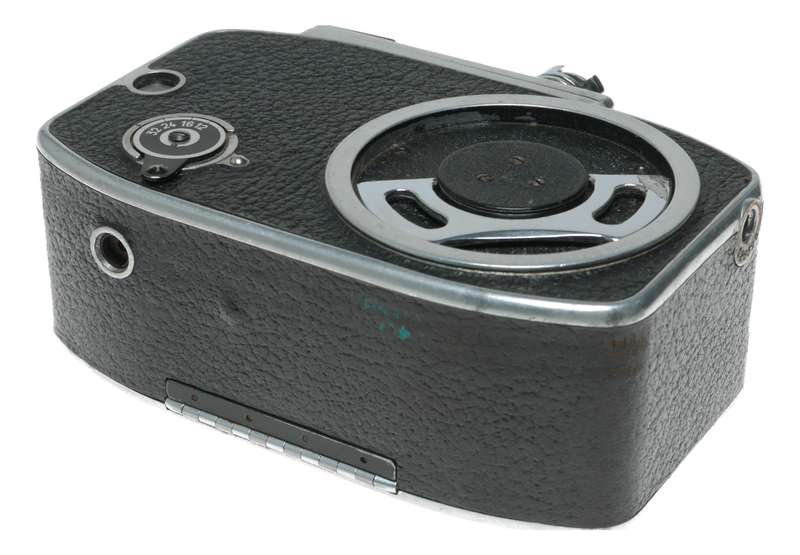 Bolex L-8 cine 8mm film movie camera later model Yvar 1:2.8 f=12.5mm
