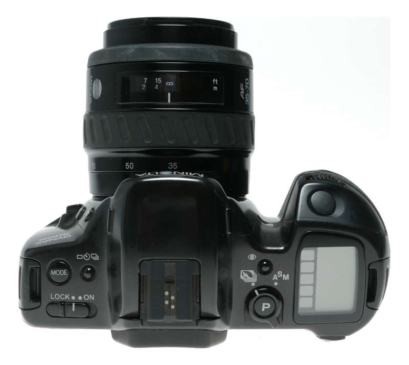 Minolta Dynax 500si 35mm film camera AF Zoom lenses 35-70 100-200 100-300