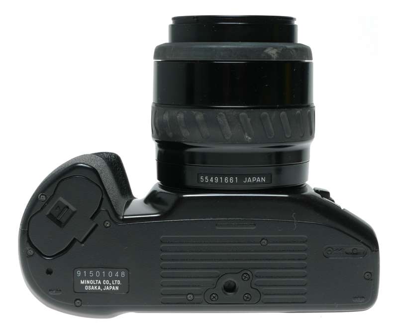 Minolta Dynax 500si 35mm film camera AF Zoom lenses 35-70 100-200 100-300