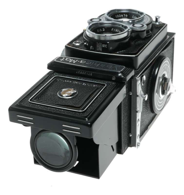 Yashica-Mat 6x6 TLR camera Lumaxar 1:3.5 f=80mm German lenses original case caps