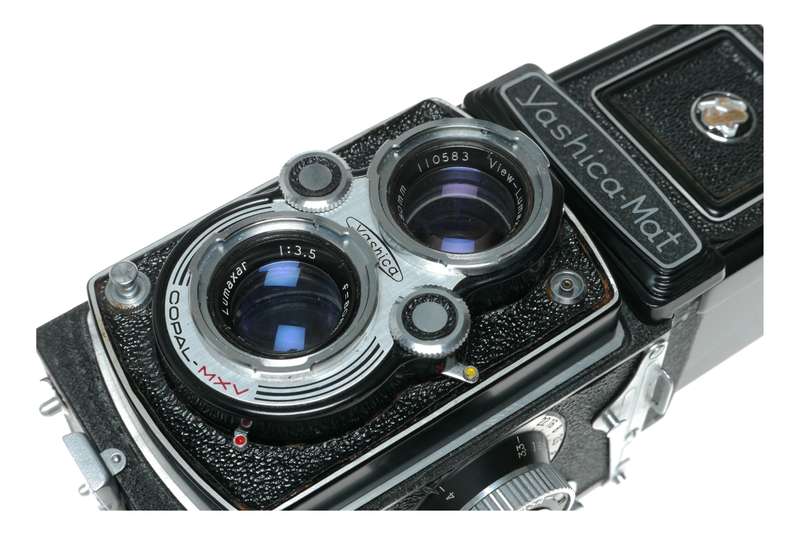 Yashica-Mat 6x6 TLR camera Lumaxar 1:3.5 f=80mm German lenses original case caps