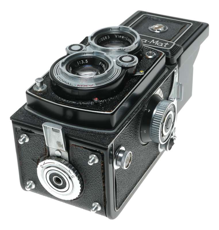Yashica-Mat 6x6 TLR camera Lumaxar 1:3.5 f=80mm German lenses original case caps