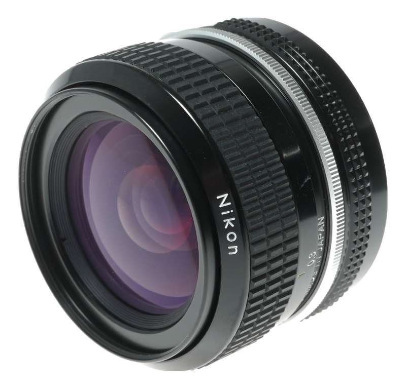 Nikon Ai Nikkor 1:2.8 28mm ultra-wide angle SLR camera lens excellent