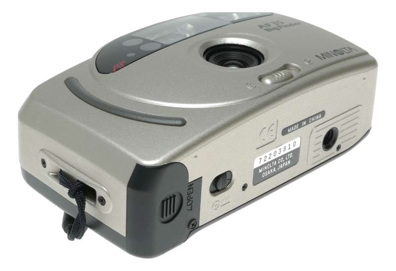 Minolta AF35 Big Finder 35mm film point shoot compact pocket camera