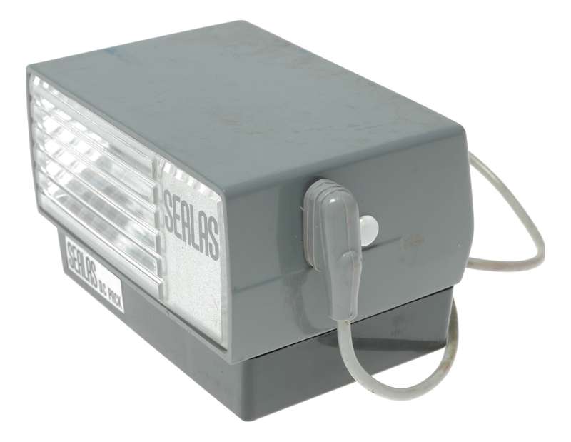 Saelas DC Pack external camera flash unit light exposure accessory