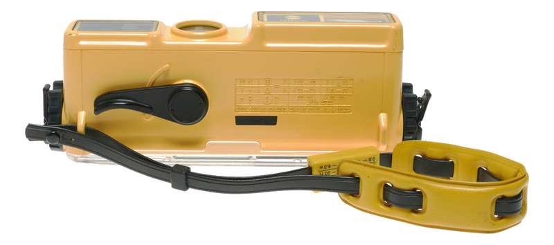 Minolta Weathermatic A watertight 110 film vintage pocket camera