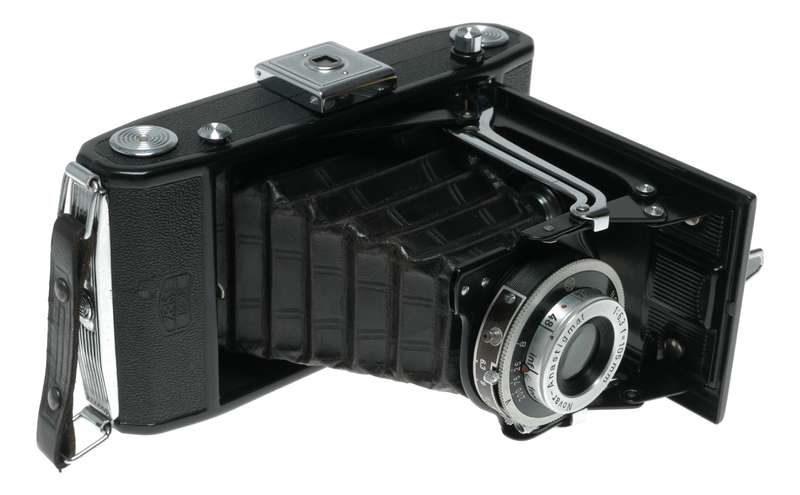 Zeiss Ikon Nettar 515/2 folding 6x9 camera Novar Anastigmat 1:6.3 f=105mm