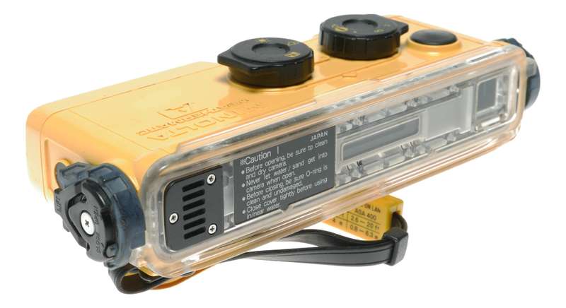 Minolta Weathermatic A 110 film watertight vintage pocket camera in box