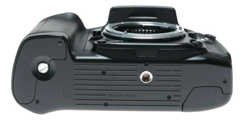 Nikon F90X 35mm Autofocus SLR Film Camera Body