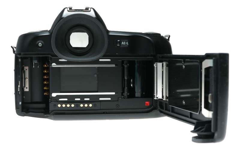 Nikon F90X 35mm Autofocus SLR Film Camera Body