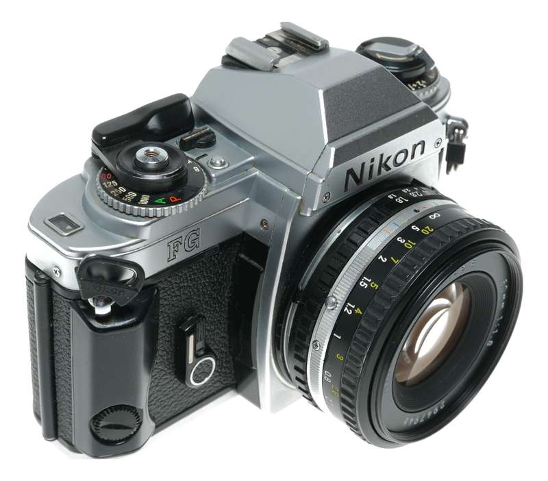 Nikon FG 35mm Film SLR Camera Series E 1.8/50mm MF15 Data Back