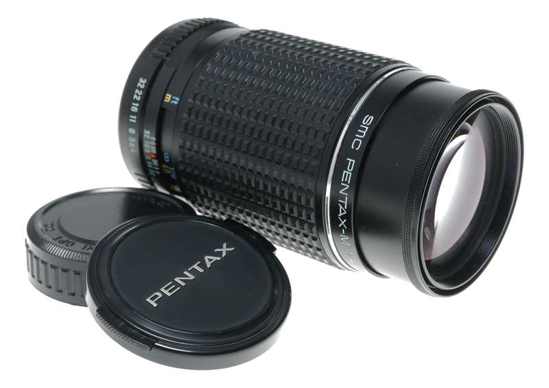 Pentax-M 1:4 200mm Macro SLR Camera Telephoto Lens Caps Original Pouch