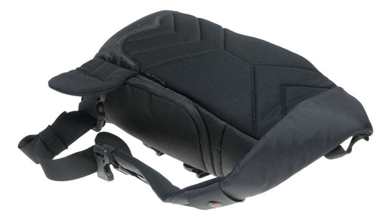 Lowepro Slingshot 100 AW Black DSLR camera bag with shoulder strap