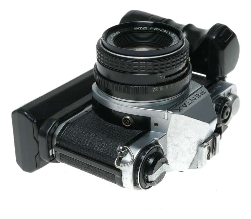 Pentax ME Super 35mm Film SLR Camera 1:2/50 Lens Motor Drive