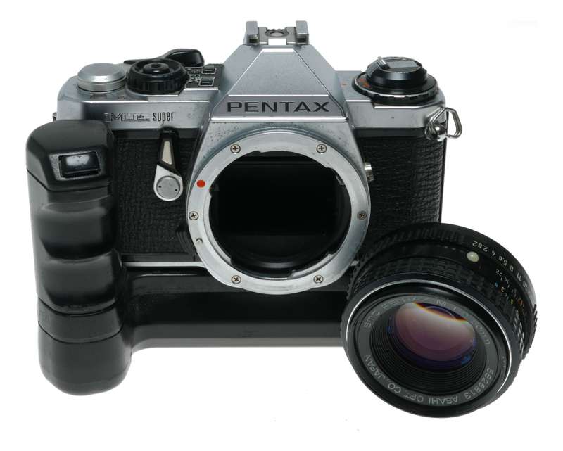 Pentax ME Super 35mm Film SLR Camera 1:2/50 Lens Motor Drive