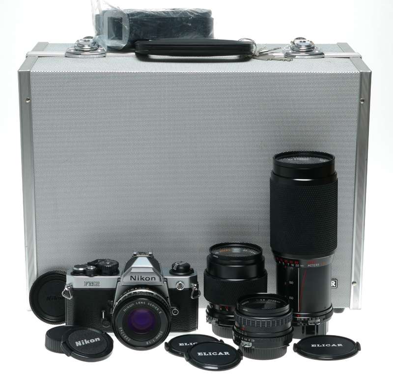 Nikon FM2 SLR Film Camera 1.8/50 Series E 2.8/28 Elicar V-HQ Macro Lenses