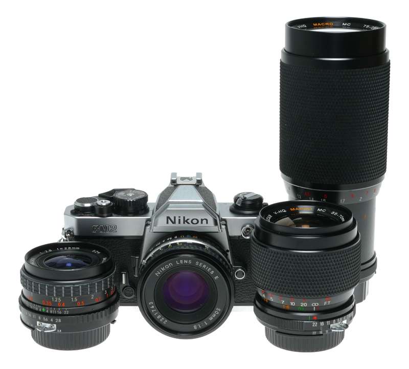Nikon FM2 SLR Film Camera 1.8/50 Series E 2.8/28 Elicar V-HQ Macro Lenses