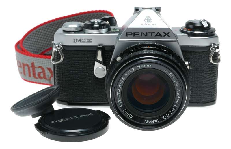 Pentax ME 35mm Film SLR Camera 1.7/50 Flight Case Auto Bellows M Accessories