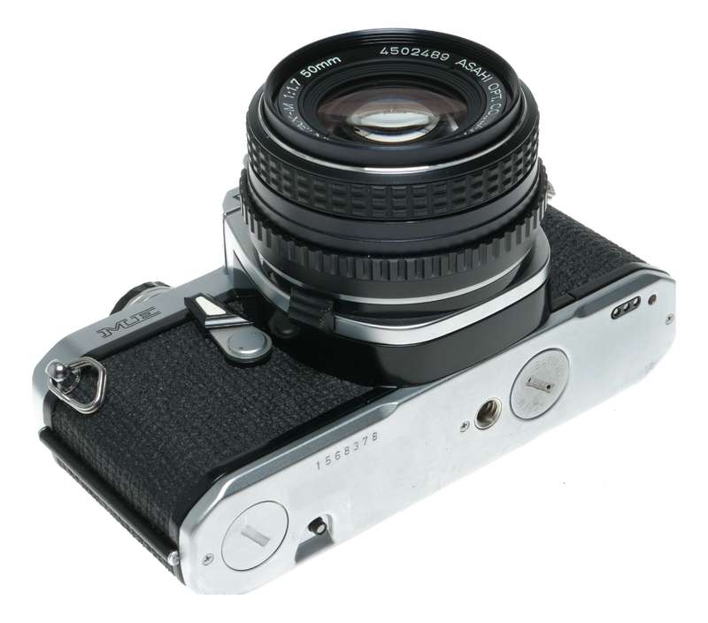 Pentax ME 35mm Film SLR Camera 1.7/50 Flight Case Auto Bellows M Accessories