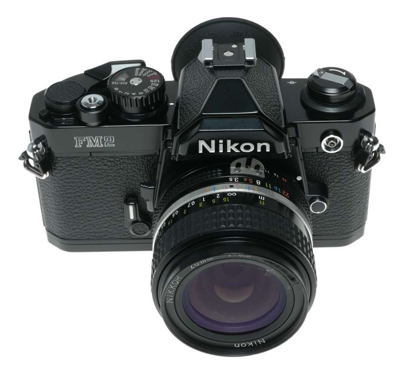 Nikon FM2 Black SLR 35mm Film Camera Body 3.5/28 Nikkor Free Lens