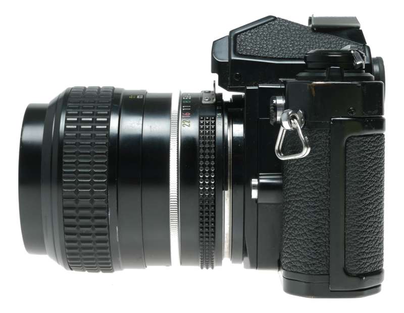 Nikon FM2 Black SLR Camera 1:3.5/28 Nikkor 1:2.5/105 Lenses Caps Filters