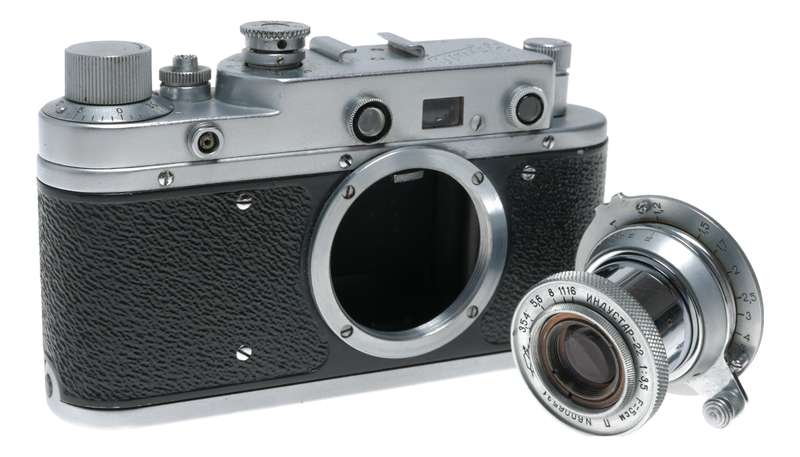 KMZ Zorki S C 35mm RF Film Camera M39 Industar-22 3.5/5cm