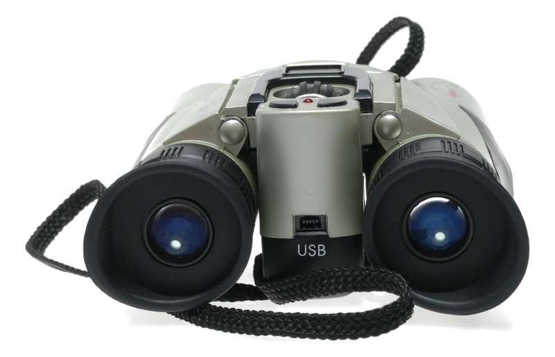 Vivitar Magna Cam 1025x1 Digital Camera Binoculars in One