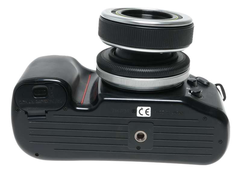 Nikon F70 35mm Film SLR Camera F-Mount Composer Lensbaby