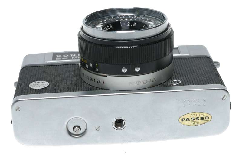 Konica EE Matic Deluxe 35mm Film Rangefinder Camera Hexanon 2.8/40