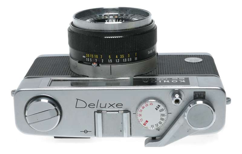 Konica EE Matic Deluxe 35mm Film Rangefinder Camera Hexanon 2.8/40