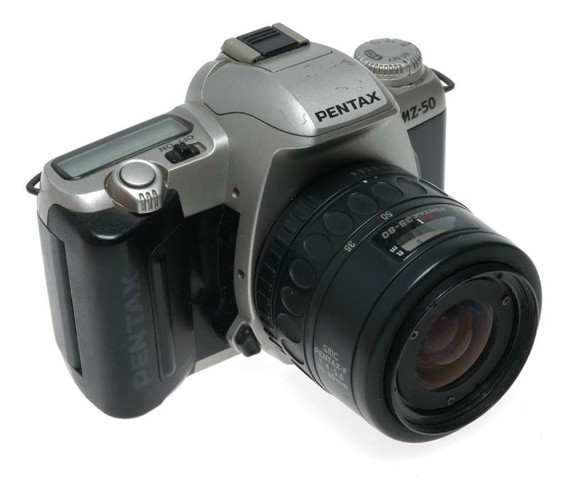 Pentax MZ-50 35mm Film AF SLR Camera SMC 35-80 Zoom