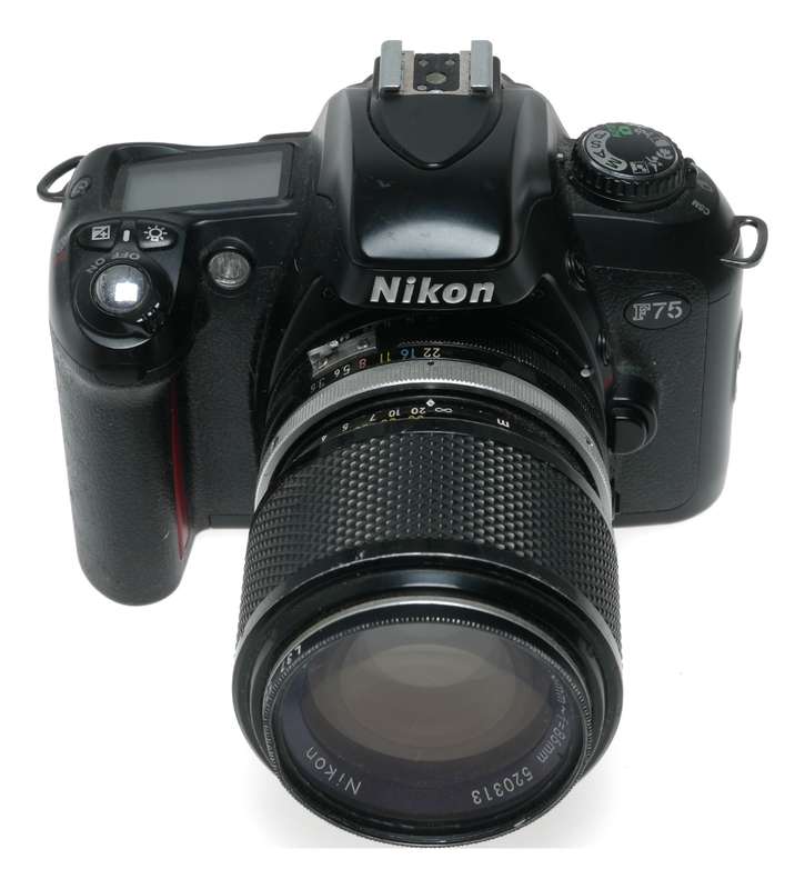 Nikon F-75 SLR 35mm Film Camera Nikkor Zoom 1:3.5/43-86 - Nikon