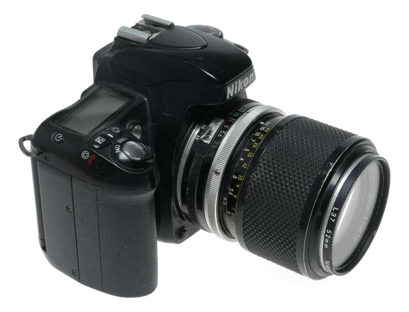 Nikon F-75 SLR 35mm Film Camera Nikkor Zoom 1:3.5/43-86 - Nikon