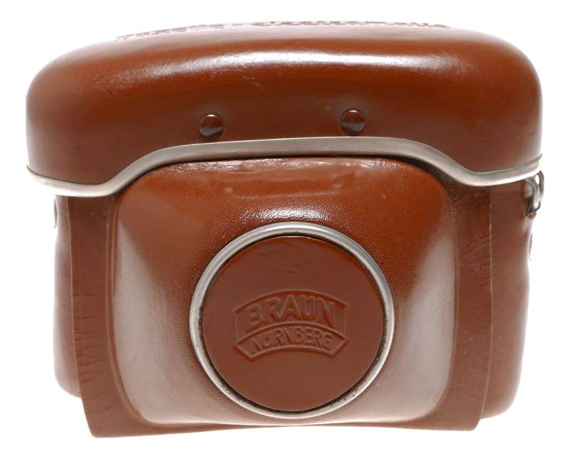 Braun Nurnberg tan vintage film camera antique leather hard case